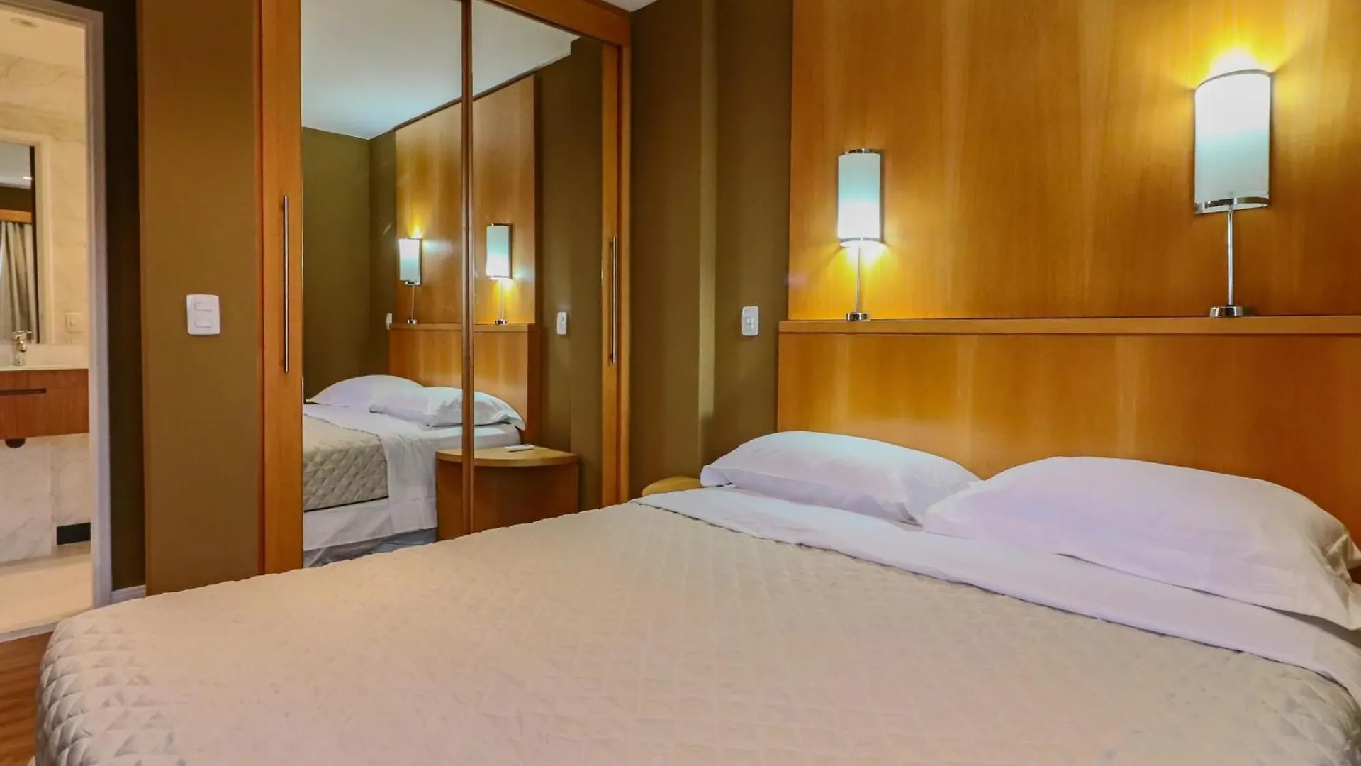 1707 Flat Com Duas Suites Com Servico De Hotel No Itaim Bibi! São Paulo Apartamento
